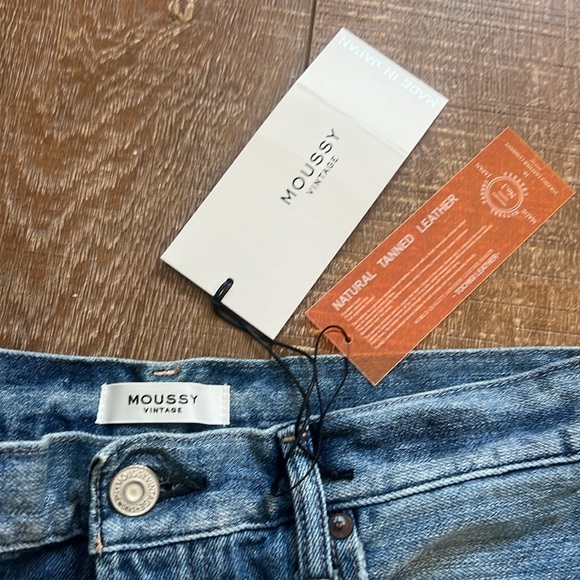 Moussy Vintage Evans Tapered Mid Rise Blue Jeans - Picture 9 of 11